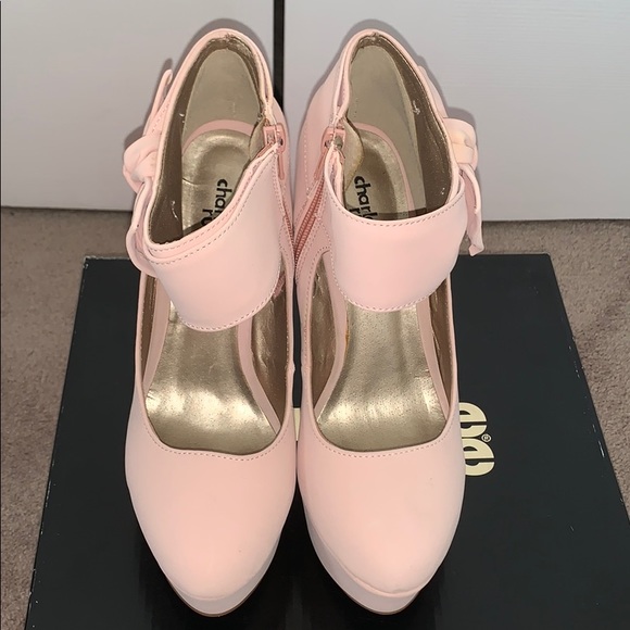 🤍Pink Heels - Picture 2 of 4